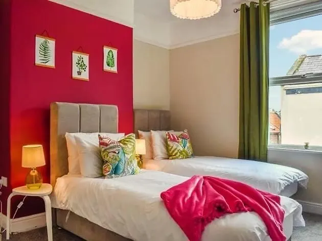 Kitson House - Sea Views, 1 Min Walk To Harbour Βίλα Σκάρμπορο Σπίτι διακοπών